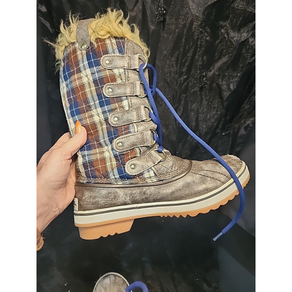 Sorel Boots Bracken Estate Plaid Tofino Winter Waterproof Faux Fur, Sz7, EUC - Picture 6 of 9